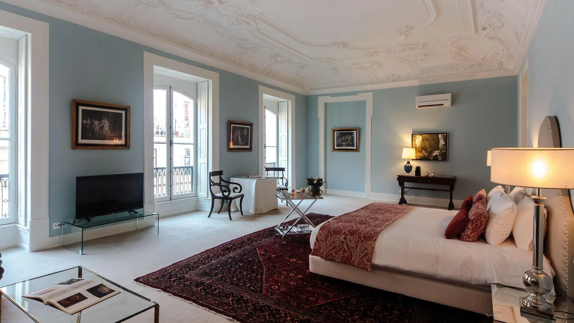 Dear Lisbon - Palace Chiado Suites 4*,